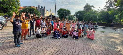 मंदिर निर्माण शुरू होने पर साईं भक्तों ने चंडीगढ़ तक की पैदल यात्रा
