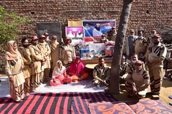 गुरुग्राम: बेटी की शादी में डेरा प्रेमियों ने दिया घरेलू उपयोग का सामान
