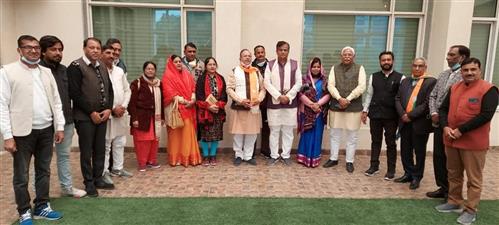 पार्टी के एजेंडा व नीतियों के अनुसार काम करें  नव निर्वाचित चेयरमैन व सभी पार्षदगण: ओम प्रकाश धनखड़