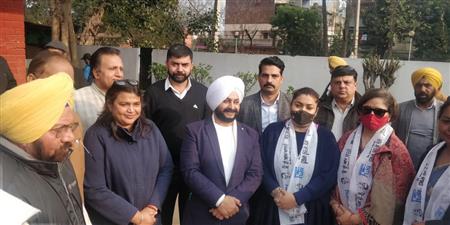 जीरकपुर में बढ़ा आप का कुनबा
