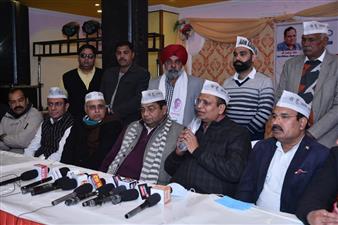 किसानों के साथ साजिश कर रही केंद्र व राज्य सरकार:गुप्ता