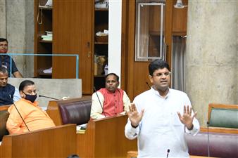 हिसार में होगी पायलट प्रशिक्षण की सुविधा, बनेगा फ्लाइंग क्लब - डिप्टी सीएम