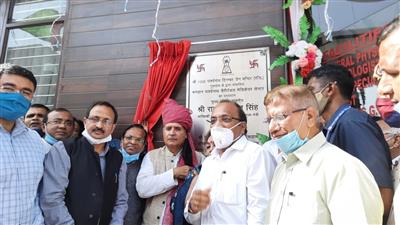 केंद्रीय मंत्री राव इंद्रजीत ने किया भगवान पाश्र्वनाथ चैरिटेबल मेडिकेयर सेंटर का उद्घाटन