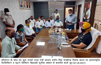 पावर लिफ्टिंग खिलाड़ी की मदद को आगे आए खेल मंत्री