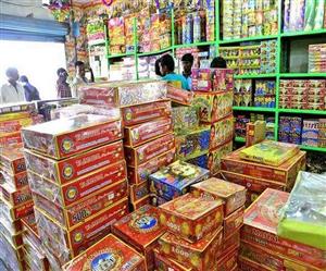  13 जिलों में नहीं बिकेंगे पटाखे, विक्रेताओं पर सख्ती 
