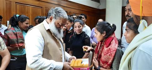 हॉकी खिलाडिय़ों ने दमखम, तकनीक और सूझबूझ का दिया परिचय:विज