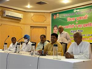 मेवात के हिलालपुर में स्थापित होगी ताऊ देवीलाल की आदमकद प्रतिमा:अजय सिंह
