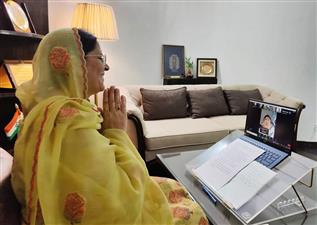 राष्ट्र विकास में महिलाओं की रचनात्मक भूमिका जरूरी:ढांडा