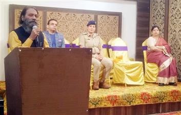 गुरुग्राम: सबसे पहले हमारे घरों से हो महिला सशक्तिकरण की शुरुआत: शील मधुर