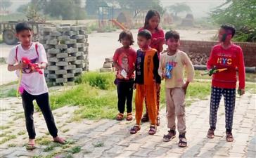 गुरुग्राम: धूमधाम से मनाया गया रंगों का त्योहार होली