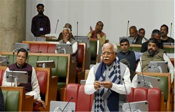 ... जब सीएम खट्टर ने विधानसभा में खाई गीता की सौगंध