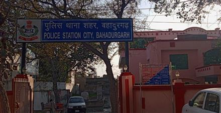 बहादुरगढ़ में दोस्तों ने कर डाला दोस्त का कत्ल