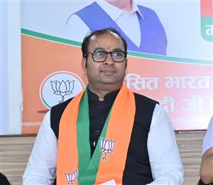 भाजपा ने कांग्रेस प्रत्याशी मनीष तिवारी को 12 जून 1975 के ऐतिहासिक तथ्य याद दिलाई