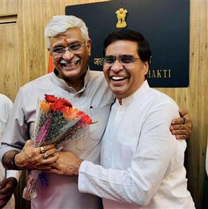 श्री आनंदपुर साहिब में टूरिज्म के विकास को लेकर केंद्रीय मंत्री गजेंद्र सिंह शेखावत से मिले डॉ. सुभाष शर्मा 