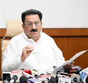 शहरी निकाय मंत्री सुभाष सुधा ने शहरी क्षेत्रों में कृषि भूमि पर छूट देने का किया ऐलान