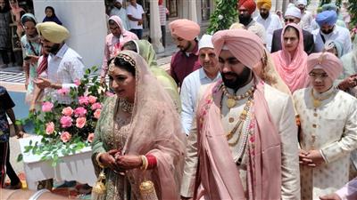 शादी के बंधन में बंधी पंजाब की कैबिनेट मंत्री अनमोल गगन मान