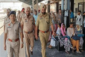 तलाशी अभ्यान- दूसरा दिन : पंजाब पुलिस ने राज्य भर के रेलवे स्टेशनों, बस अड्डों पर की चौकिंग