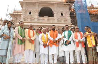मुख्यमंत्री नायब सिंह ने संपूर्ण मंत्रिमंडल के साथ अयोध्या में रामलला किए दर्शन