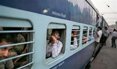  अगले महीने से लंबी दूरी की 500 ट्रेनों में सफर करने में लगेगा कम समय  