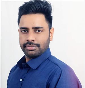 एंबुलेंस या सिलेंडर बम :अवैध सीएनजी किट लगा दौड़ रहीं प्राइवेट एंबुलेंस, मरीज खतरे में