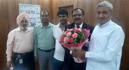 सरकार की योजनाओं को गरीबों तक पहुंचाने में सहयोग करें बैंक:दलाल