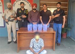 पंजाब पुलिस द्वारा अंतरराज्यीय हथियार तस्करी रैकेट का पर्दाफाश, 4 पिस्तौल सहित 1 गिरफ्तार