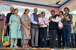 ज्वालामुखी में 3000 छात्रों ने ‘मेरे शहर के 100 रतन’ स्कॉलरशिप का टेस्ट दिया