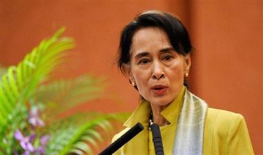     रोहिंग्या शरणार्थियों को वापस लेने पर काम कर रही है सरकार: सू की