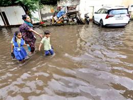 देश का मानसून ट्रैकर:ओडिशा के 7 जिलों में बाढ़ जैसे हालात, 2 हजार लोगों का रेस्क्यू 