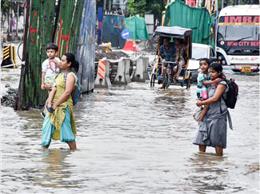 देश का मानसून ट्रैकर: मध्य प्रदेश के दतिया में किले की दीवार दीवार ढहने से 9 लोग दबे, 2 की मौत 