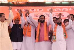 यह झूठे वादों और सच्चे विकास का चुनाव, कांग्रेस ने हमेशा झूठ बोलकर सत्ता हथियाई: मुख्यमंत्री नायब सिंह सैनी 