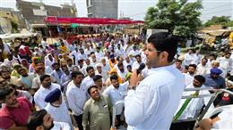 भाजपा की इनेलो, बसपा और हलोपा से हुई सांठगांठ जगजाहिर, वोट की चोट से मिलेगा जवाब :दुष्यंत चौटाला 