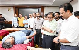 हरियाणा सिविल सचिवालय में लगाया गया रक्तदान शिविर