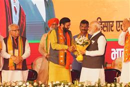 मोदी-शाह की नॉन स्टॉप रैलियों ने पलटा चुनावी गणित 