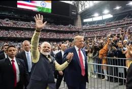 ट्रम्प ने चुनाव से पहले फिर की मोदी की  तारीफ 