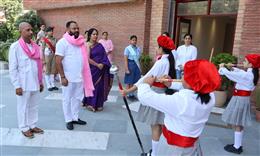 पिंक टर्बन अभियान के साथ मना इंटरनेशनल गर्ल चाइल्ड डे समारोह 
