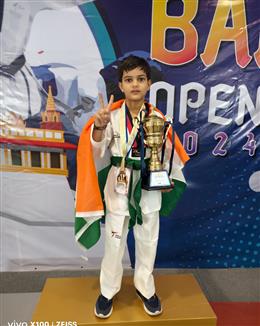 देवेन सारसा ने बैंगकॉक इंटरनेशनल ताइक्वांडो चैंपियनशिप में ब्रॉन्ज मेडल जीतकर भारत का नाम रोशन किया है