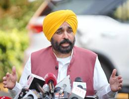 पंजाब में शिक्षा क्रांति के नये युग की शुरुआत के लिए अध्यापकों, स्कूलों और विद्यार्थियों के लिए बेमिसाल निवेश कर रहे हैं : मुख्यमंत्री