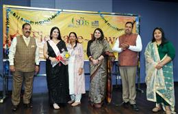 एसडी बिजनेस स्कूल में मना दिवाली का जश्न, नंदिका मिस और आदित्य चुने गए मिस्टर फिएस्टा