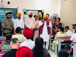 गुणवत्ता शिक्षा के प्रति पंजाब सरकार की प्रतिबद्धता को दर्शाती हैं मेगा माता-पिता-शिक्षक बैठकें: हरभजन सिंह ई.टी.ओ.