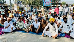 आप सरकार फसलों की खरीद में नाकाम रहने से पंजाब के किसान दुखी
