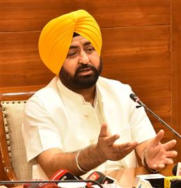प्लॉट की रजिस्ट्री के लिए एन.ओ.सी. की शर्त हटाकर राज्यवासियों की लंबे समय से चली आ रही मांग पूरी हुई: हरदीप सिंह मुंडिया