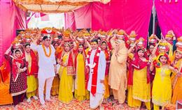 गुरुग्राम: अशोक विहार-3 में श्रीमद् भागवत कथा से पूर्व धूमधाम से निकाली कलश यात्रा