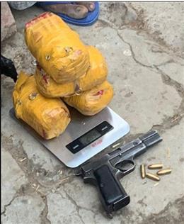 अमृतसर पुलिस ने पकड़ी 28 करोड़ की हेरोइन व हथियार, आठ गिरफ्तार