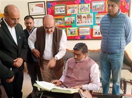 शिक्षा की गुणवत्ता में सुधार करना ही सरकार की प्राथमिकत : शिक्षा मंत्री