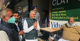 अनिल विज के प्रयासों से बने अटल कैंसर केयर सेंटर से इलाज करवा ठीक हुआ छावनी निवासी बुजुर्ग