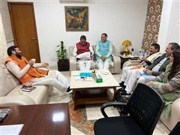 मुख्यमंत्री नायब सिंह सैनी से ब्राह्मण समाज के प्रतिनिधिमंडल ने की मुलाकात, मुख्यमंत्री का किया अभिनंदन