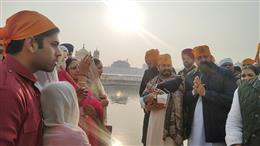 ਬਾਲੀਵੁੱਡ ਦੇ ਮਸ਼ਹੂਰ ਅਭਿਨੇਤਾ ਸੰਜੇ ਦੱਤ ਪਹੁੰਚੇ ਗੁਰੂ ਨਗਰੀ ਅੰਮ੍ਰਿਤਸਰ