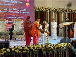 पवित्र ग्रंथ गीता के उपदेशों में समाहित है समानता और शांति का मार्ग:राज्यपाल