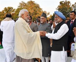 पीएम मोदी ने मनमोहन सिंह को दी श्रद्धांजलि